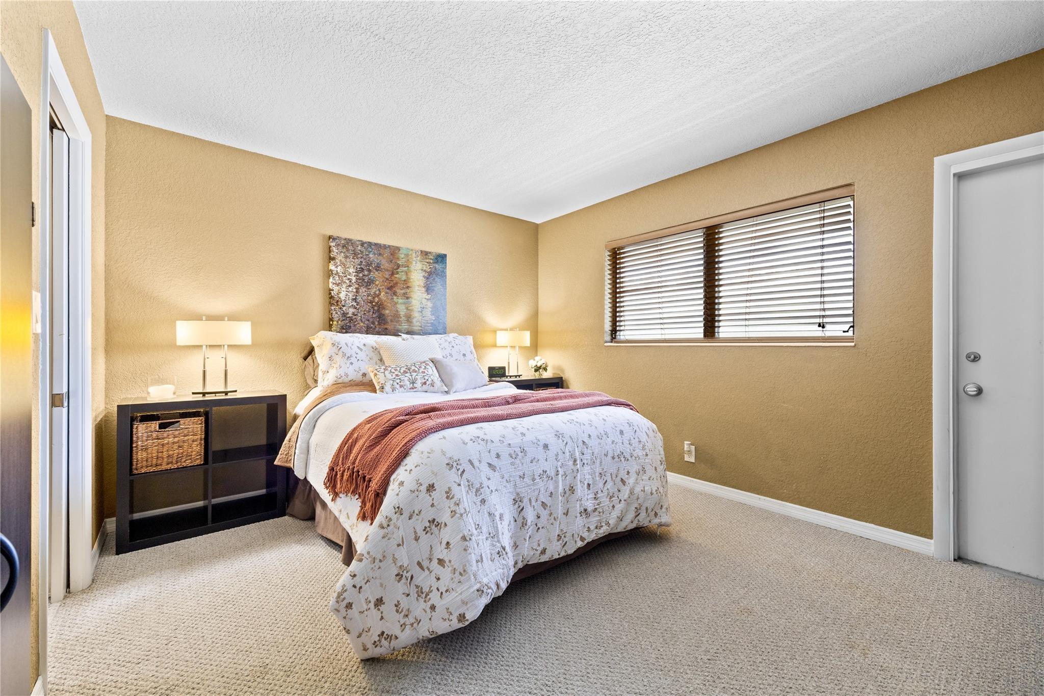 SAVOY APTS CO-OP - Residential