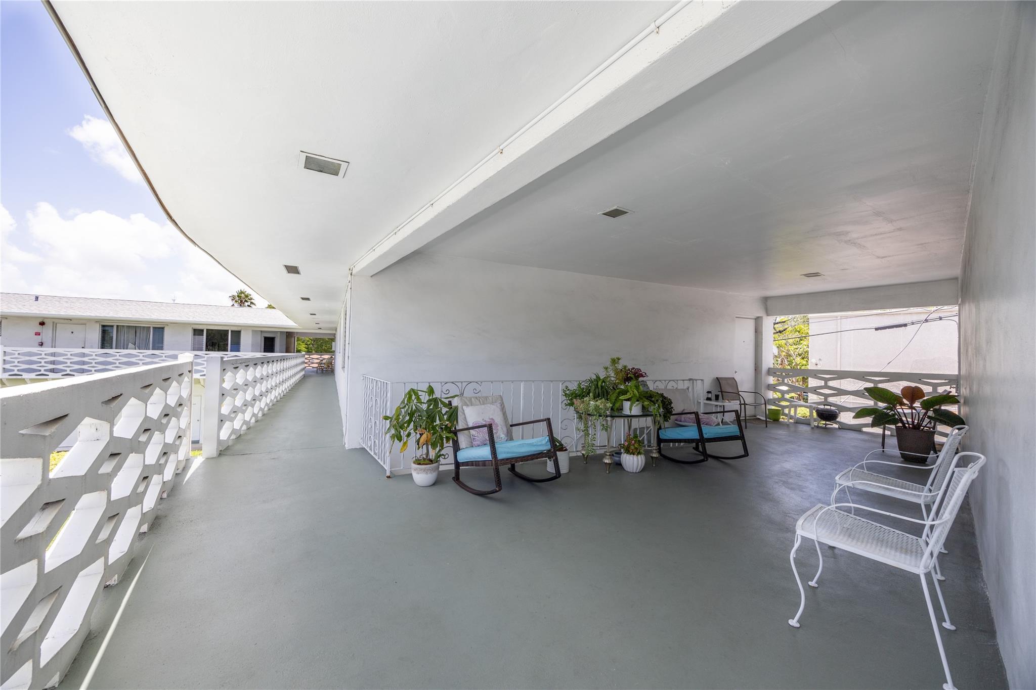 SAVOY APTS CO-OP - Residential