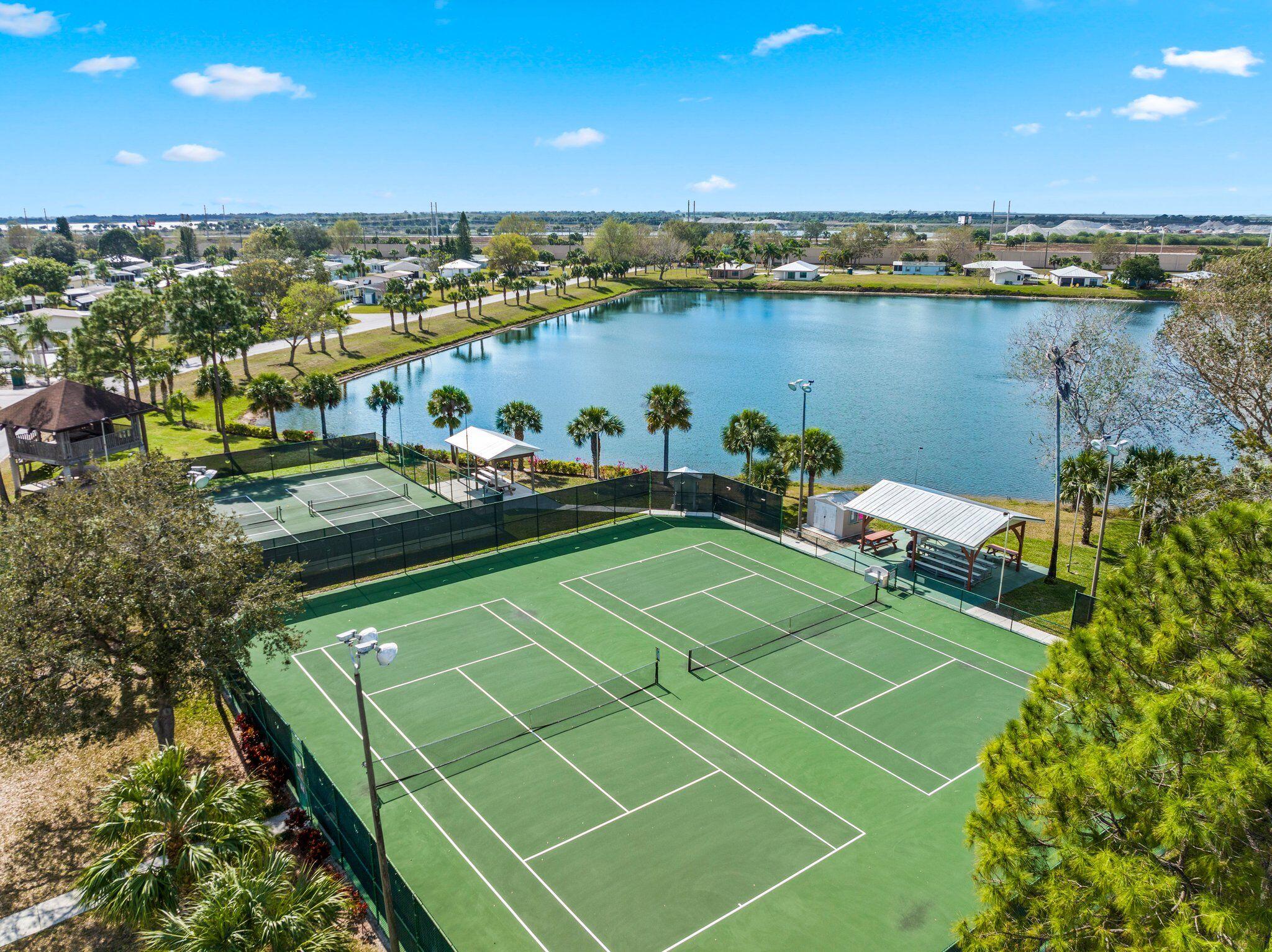SPANISH LAKES FAIRWAYS - Residential
