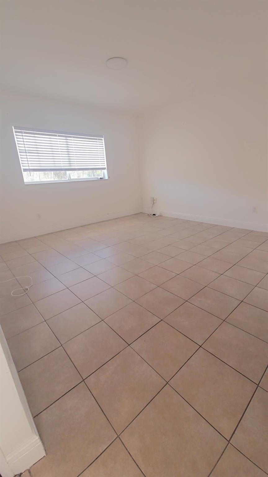 LAKEWOOD AT EMERALD HILLS - Residential Lease