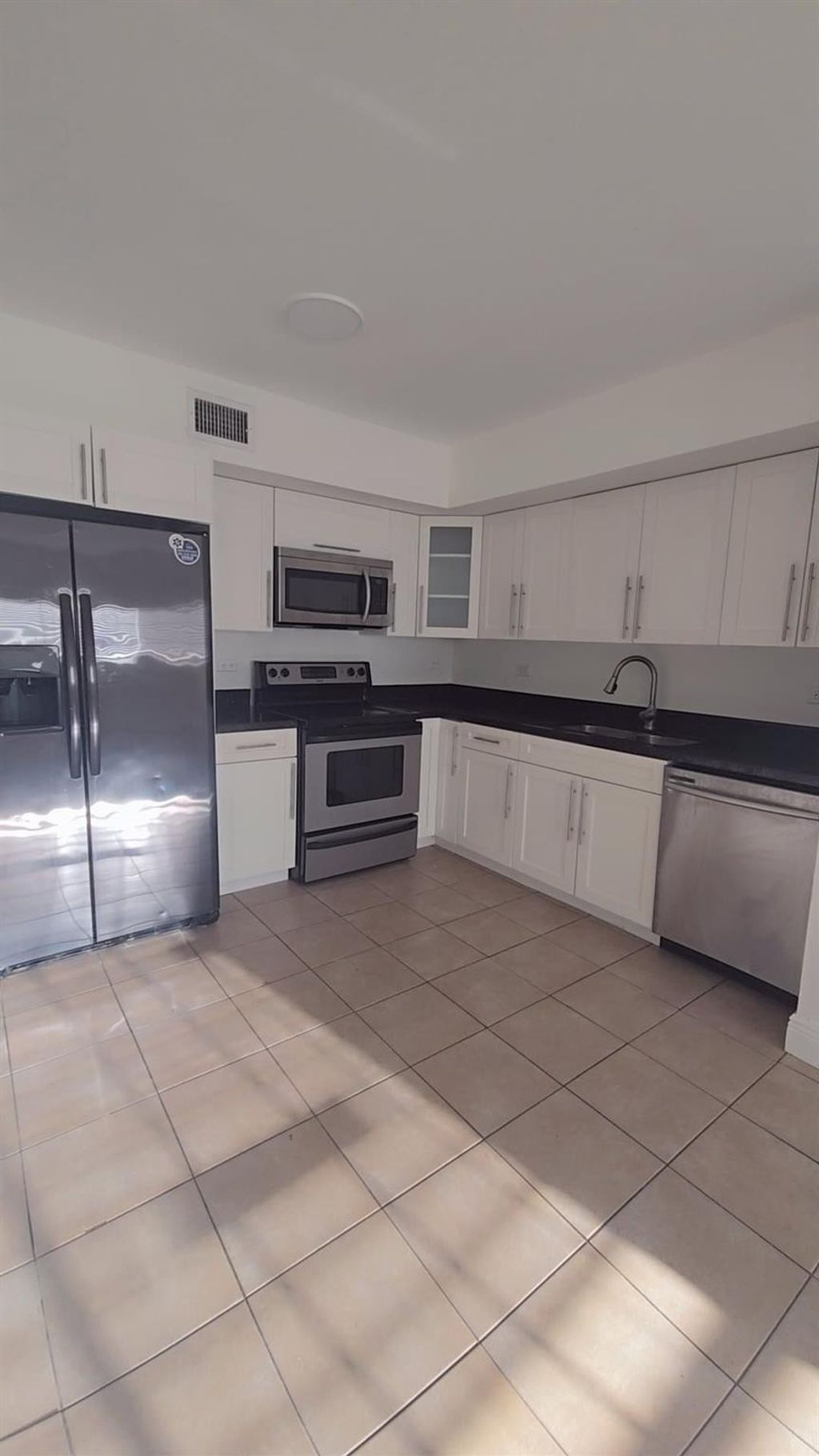 Photo of 3700 N 56th Avenue #1015, Hollywood, FL 33021 (MLS # F10555401)