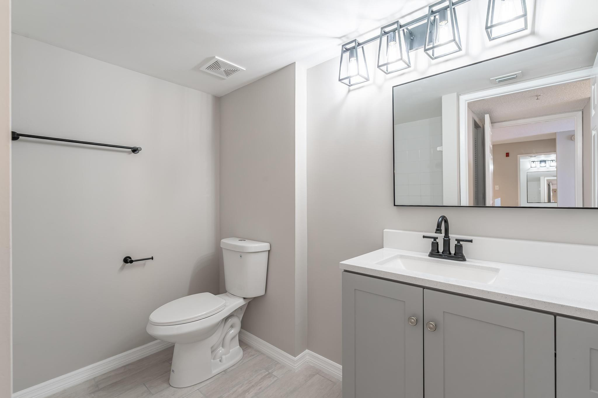 ROYAL GRAND CONDO - Residential