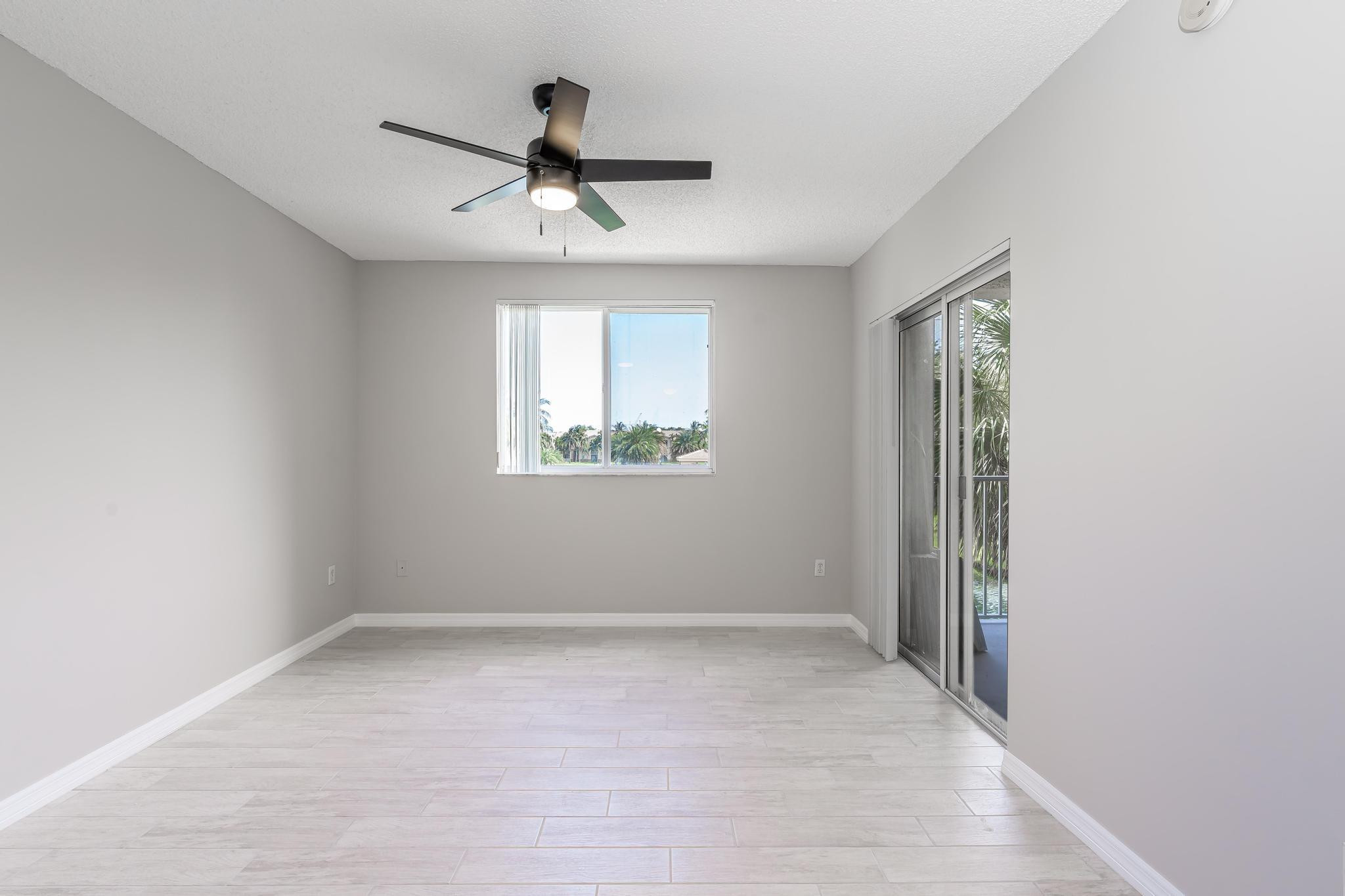 ROYAL GRAND CONDO - Residential