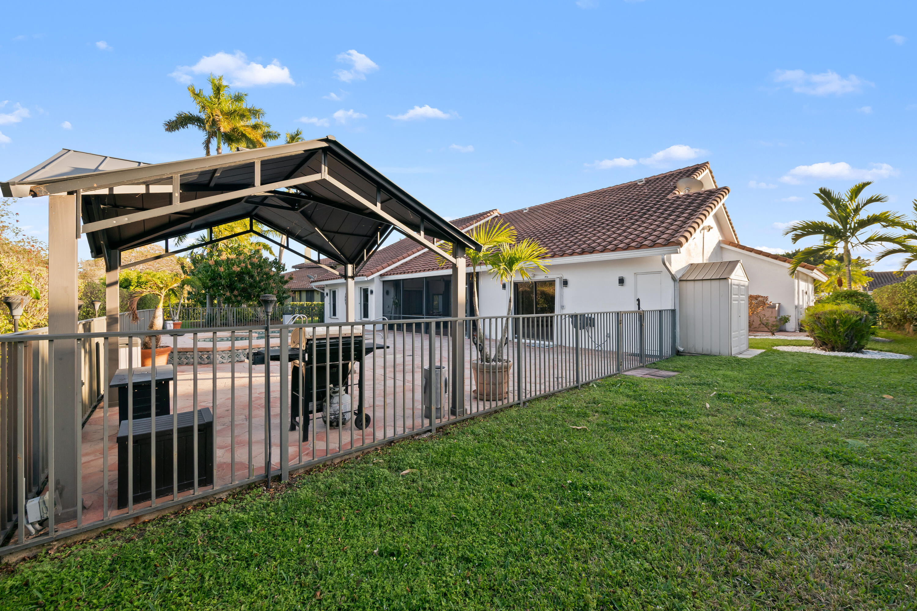 WOODMONT TRACT 57 - Residential