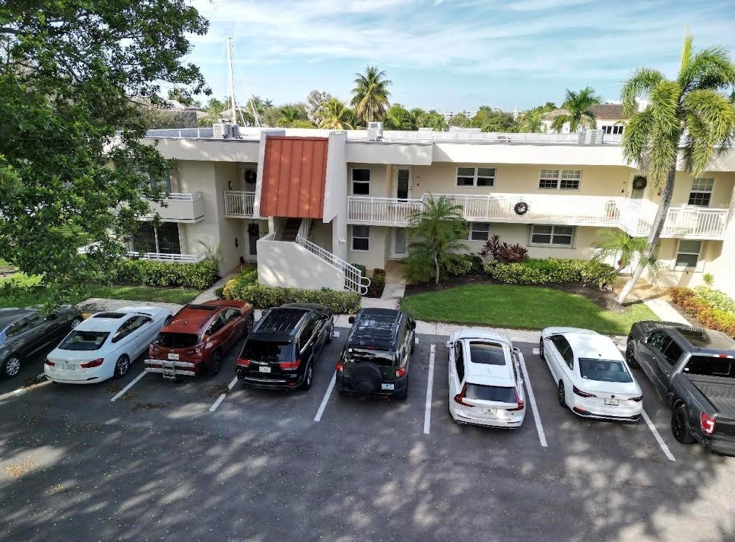 PALM-AIRE AT CORAL KEY GA - Residential Lease