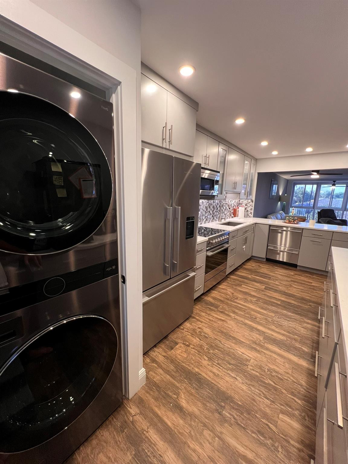 PALM-AIRE AT CORAL KEY GA - Residential Lease