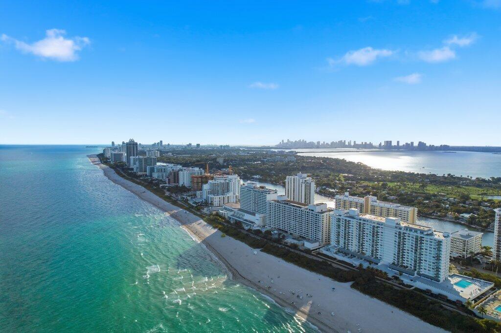 OCEANSIDE PLAZA CONDO - Residential