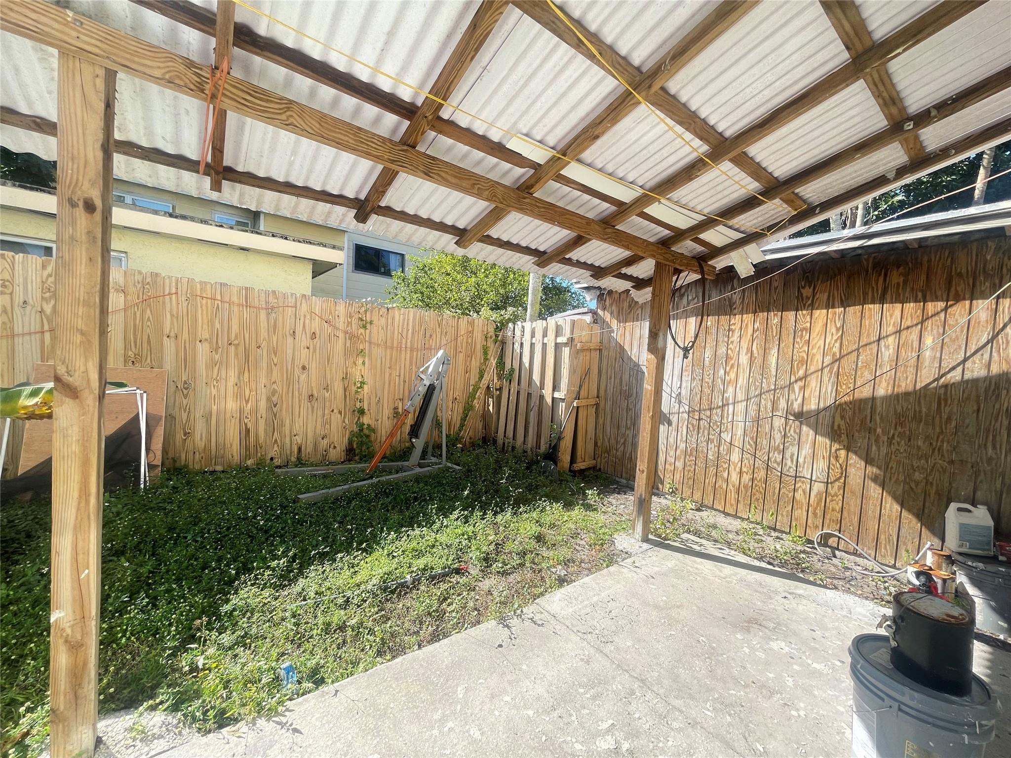 North Lauderdale Village - Residential Lease