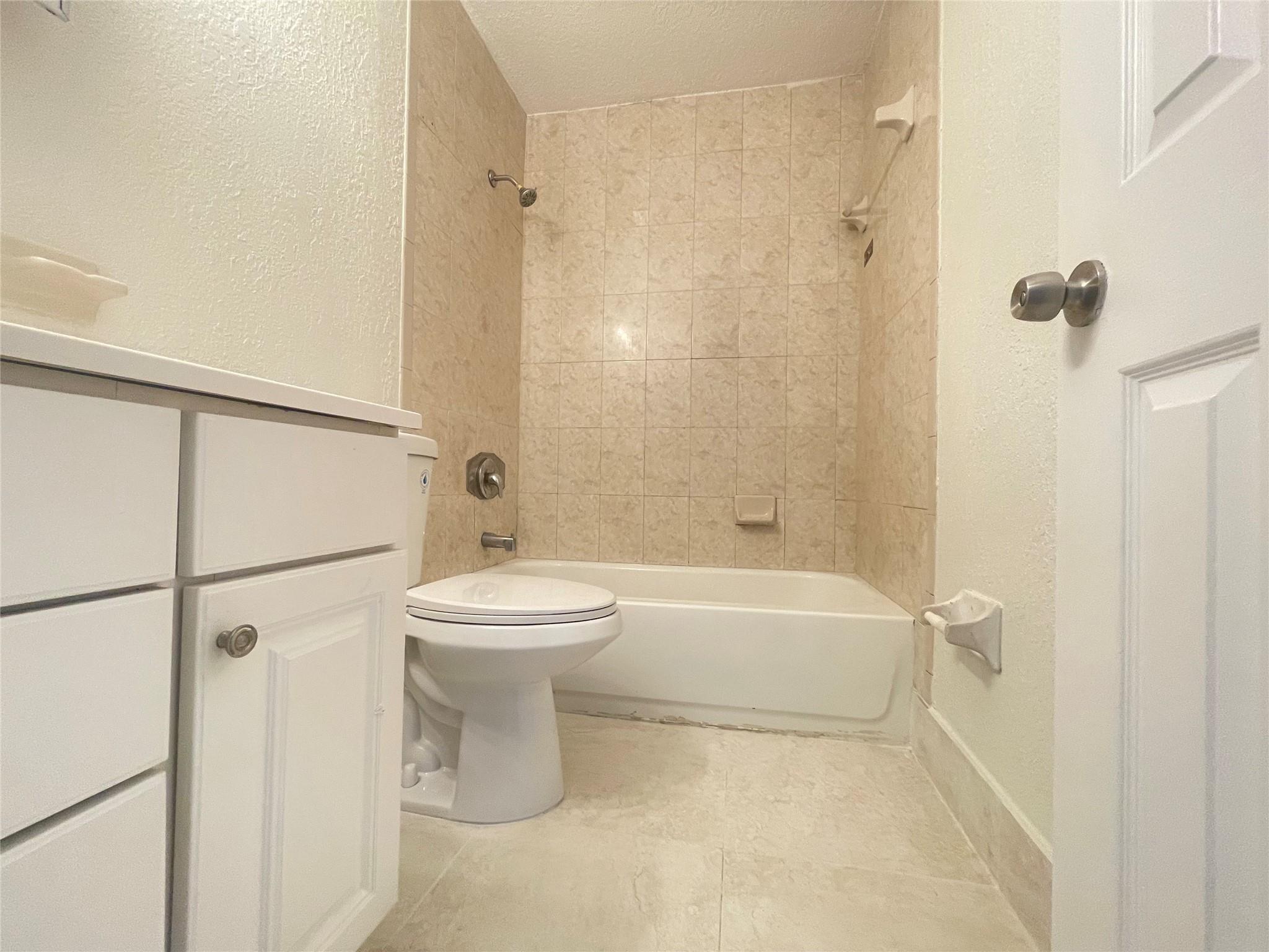 North Lauderdale Village - Residential Lease