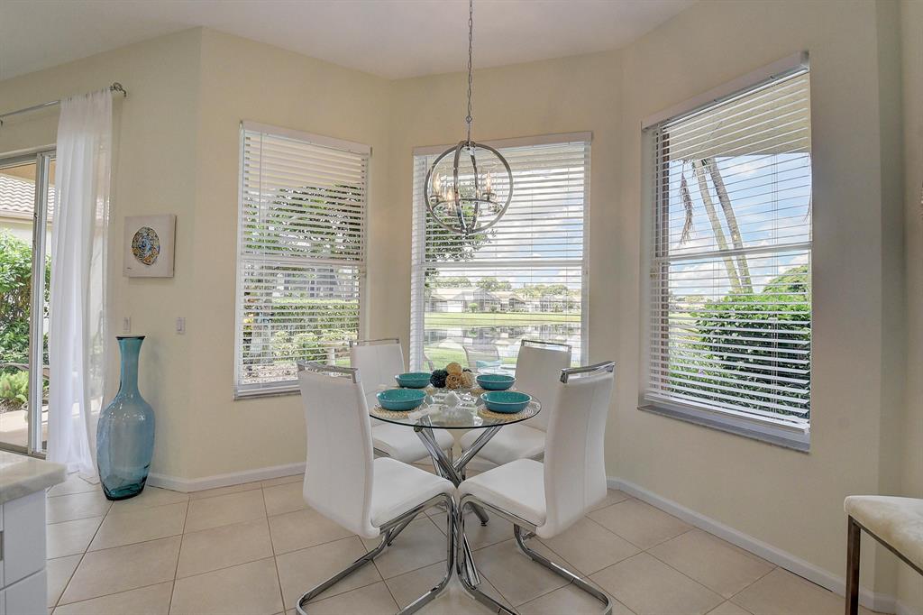 VALENCIA LAKES 3 - Residential