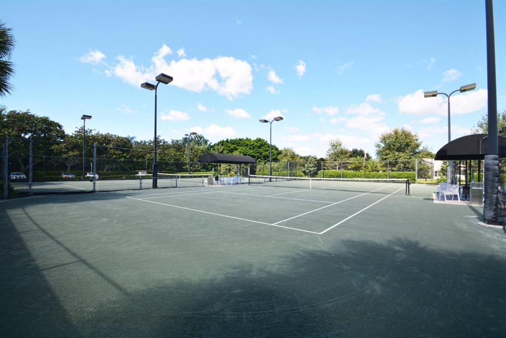 VALENCIA LAKES 3 - Residential