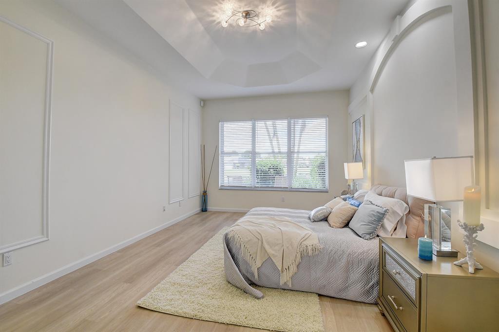 VALENCIA LAKES 3 - Residential