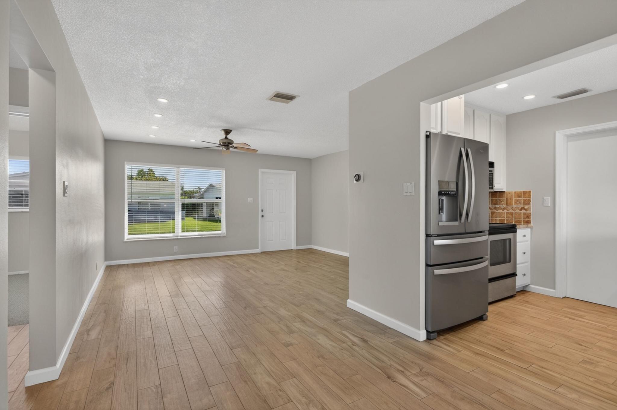 MAINLANDS OF TAMARAC LAKES - Residential