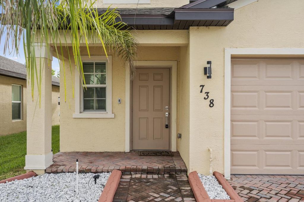 Photo of 738 Worlington Lane, Fort Pierce, FL 34947 (MLS # R11131552)