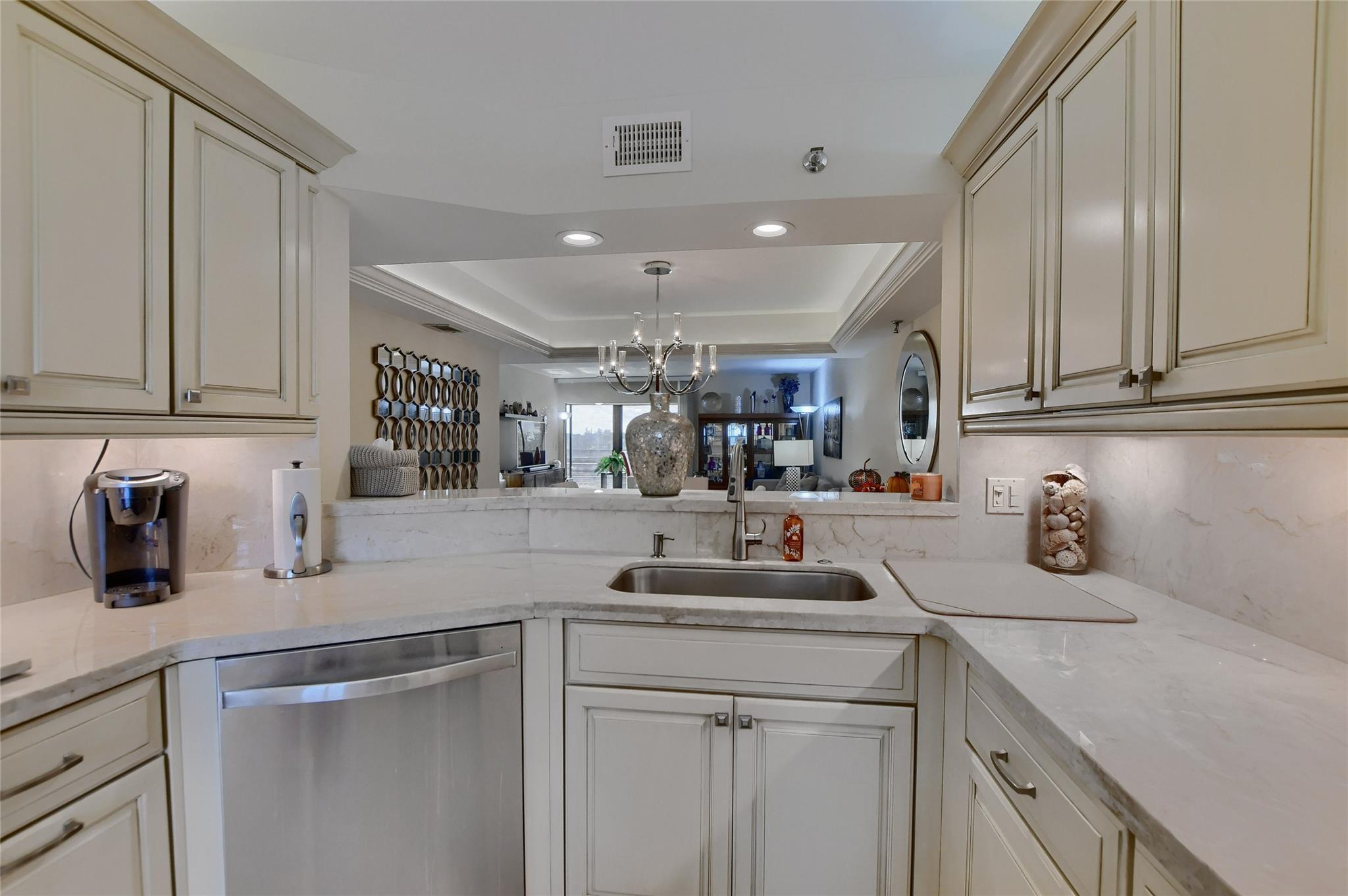 9170 SW 14th St 4501