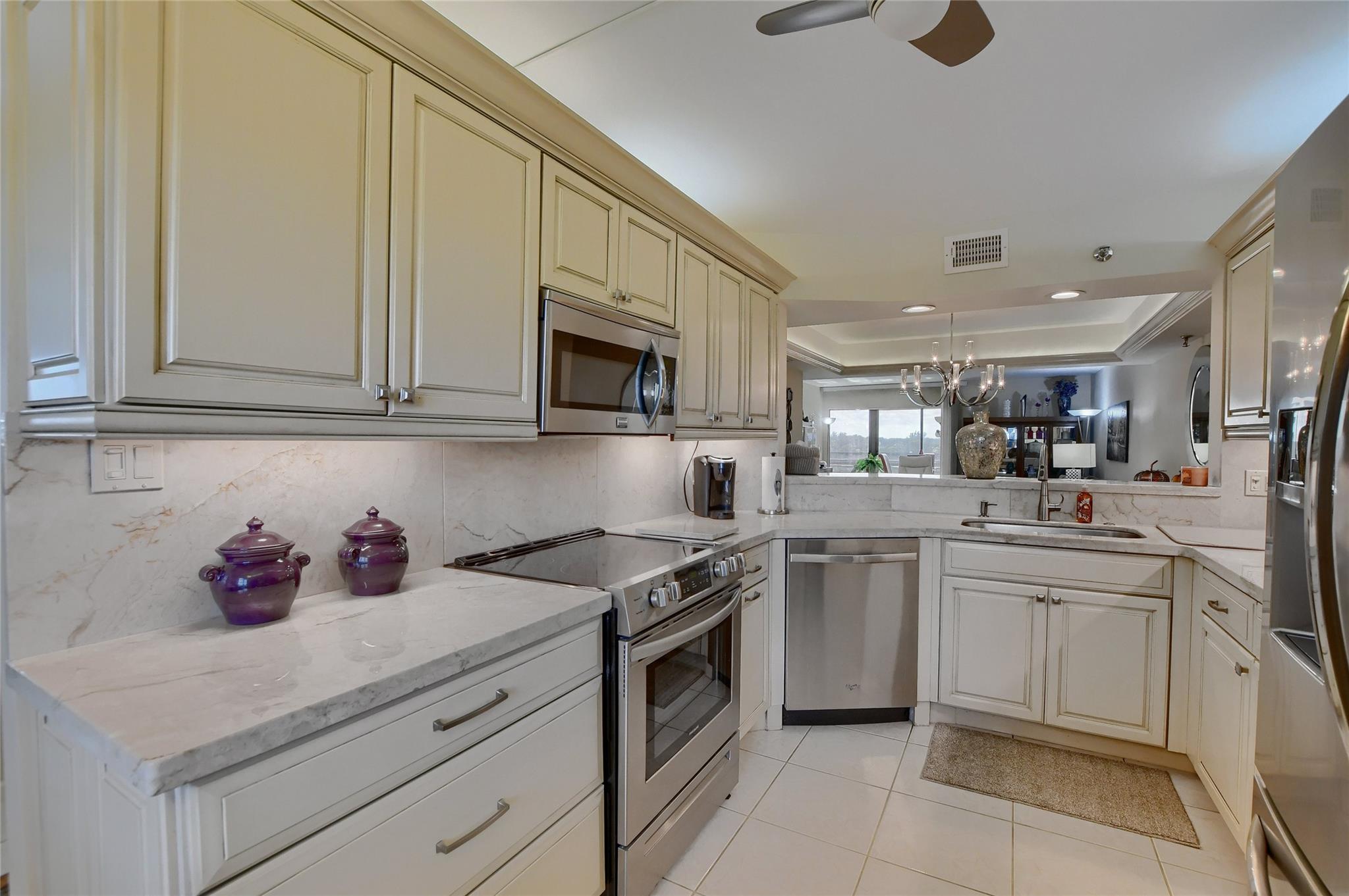 9170 SW 14th St 4501