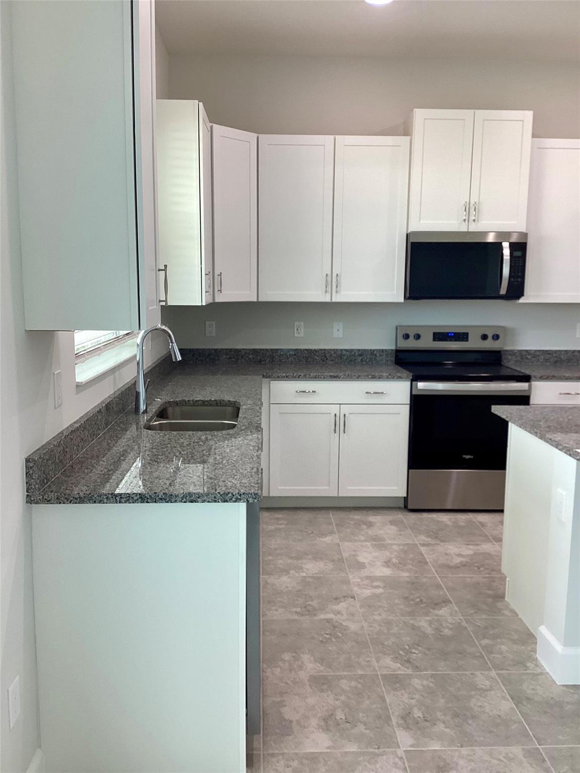 14040 Spruce Pine
