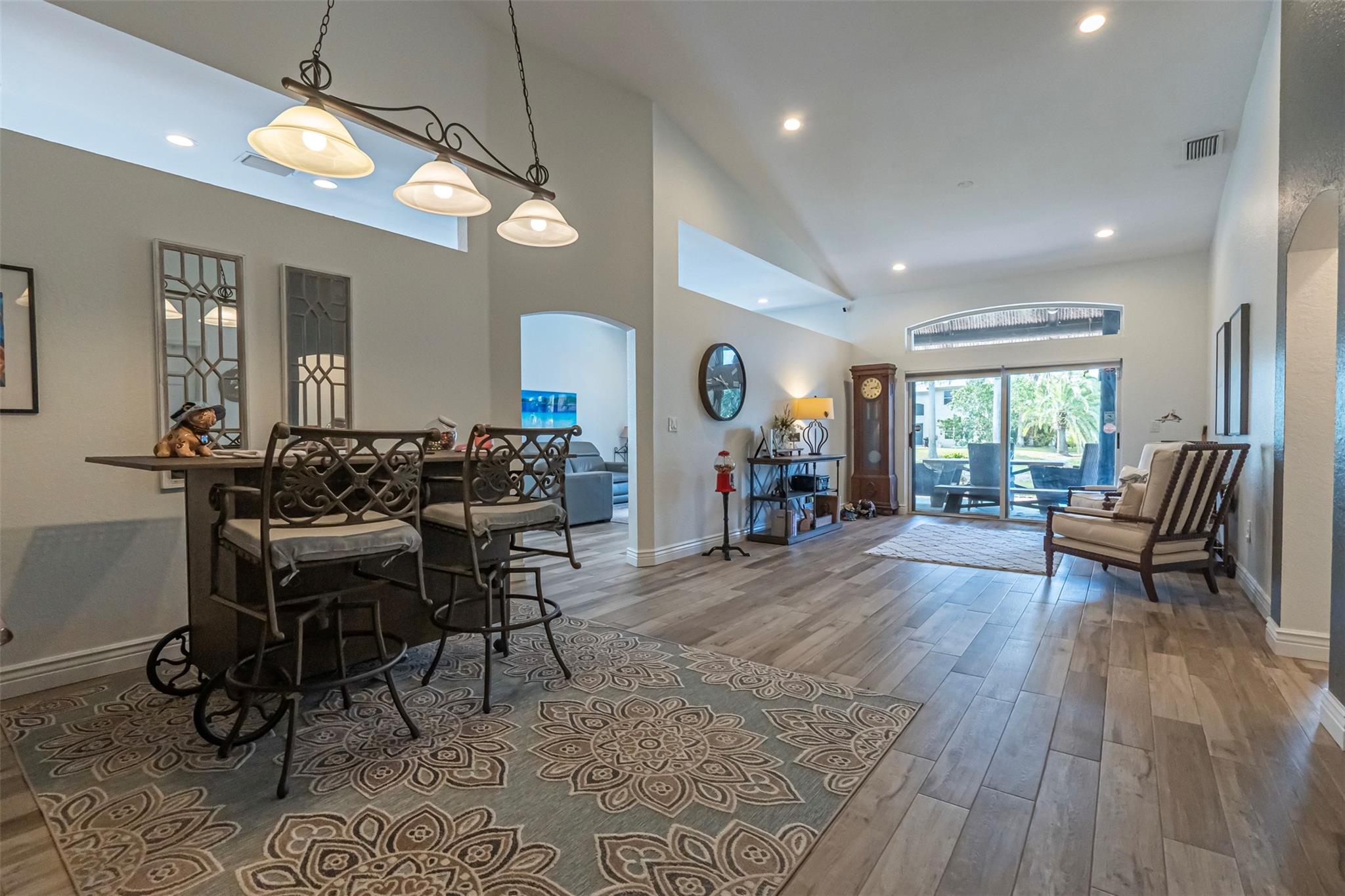 5350 NW 49th St