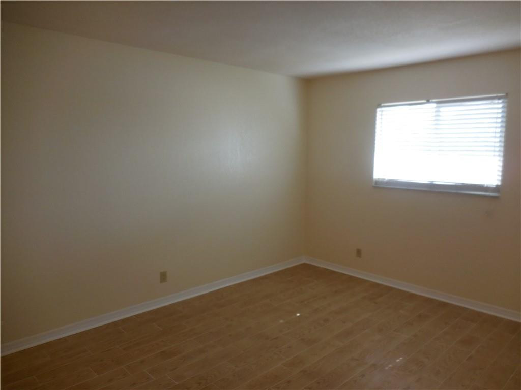 PRESIDENTIAL CONDO OF BRO - Residential Lease