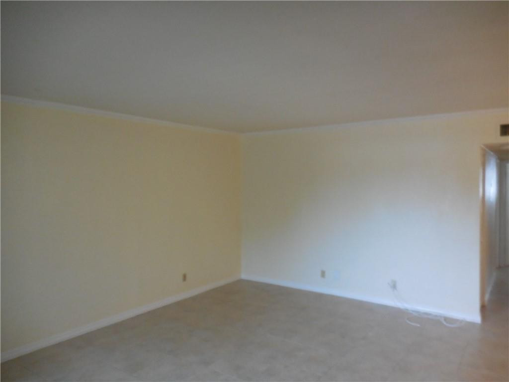 PRESIDENTIAL CONDO OF BRO - Residential Lease