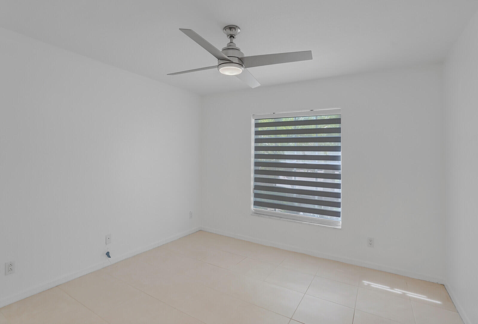 TUSCANY BAY - Residential