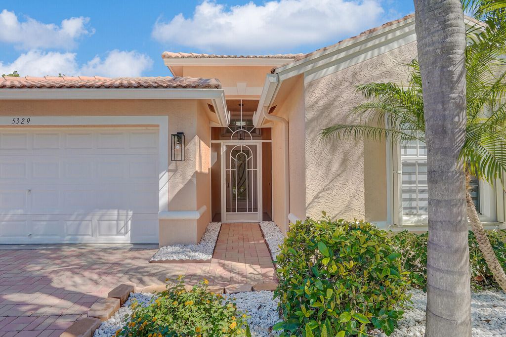Photo of 5329 Toscana Trail, Boynton Beach, FL 33437 (MLS # B26000702)