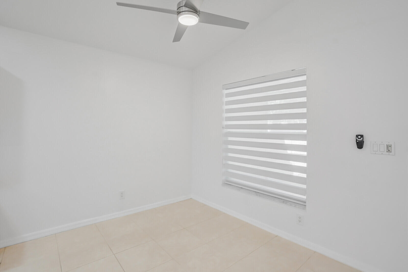 TUSCANY BAY - Residential