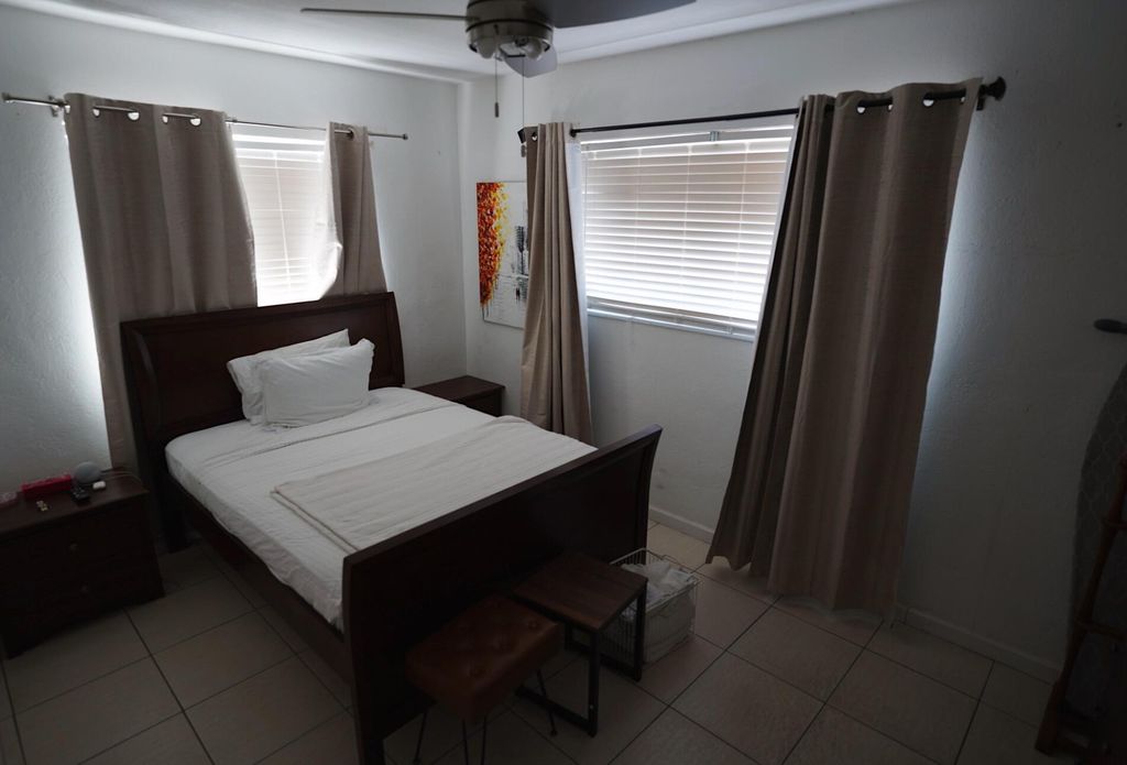 Photo of 1418 S H Street, Lake Worth Beach, FL 33460 (MLS # B26004574)