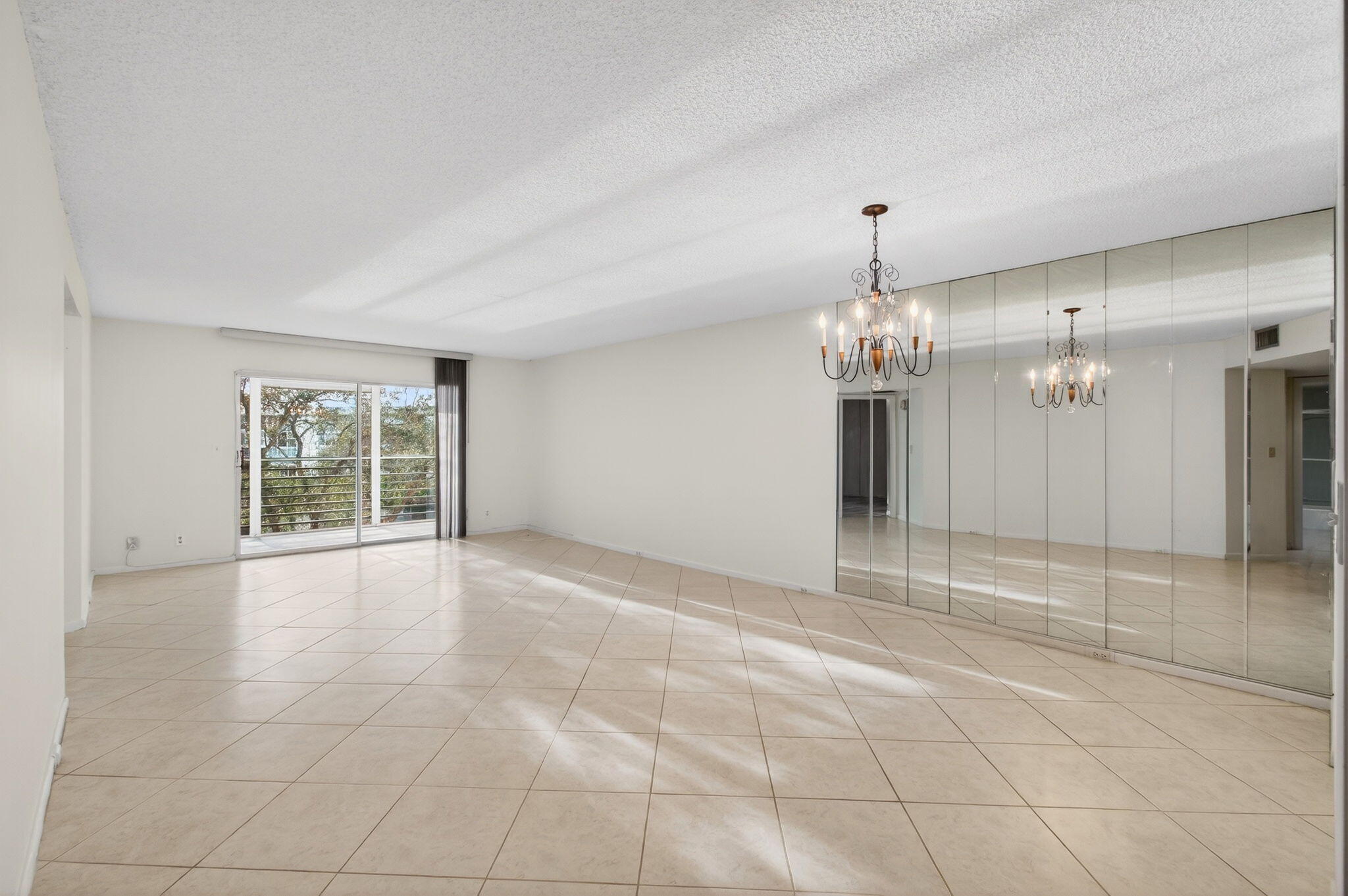 WYNMOOR - Residential