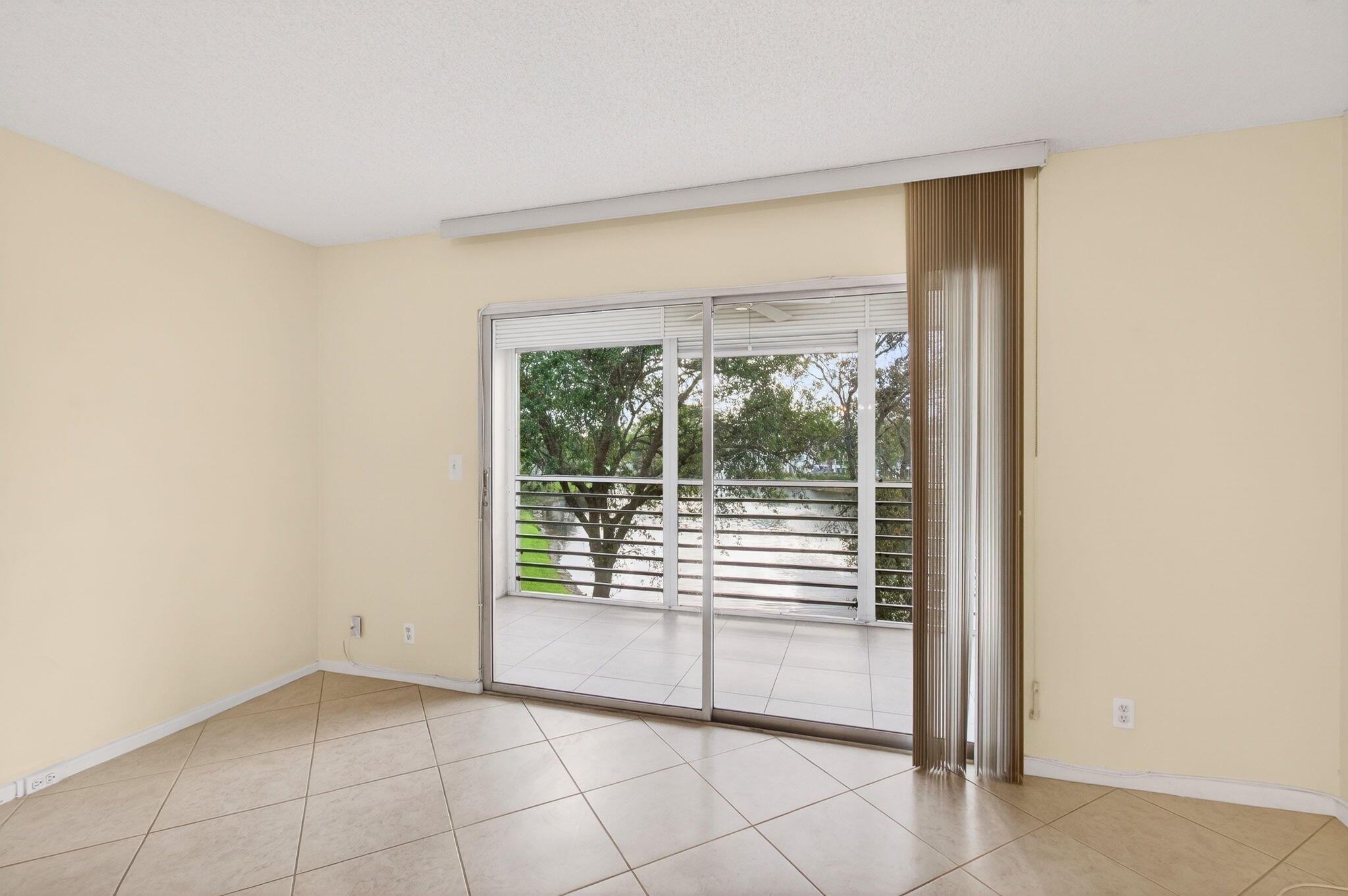 WYNMOOR - Residential