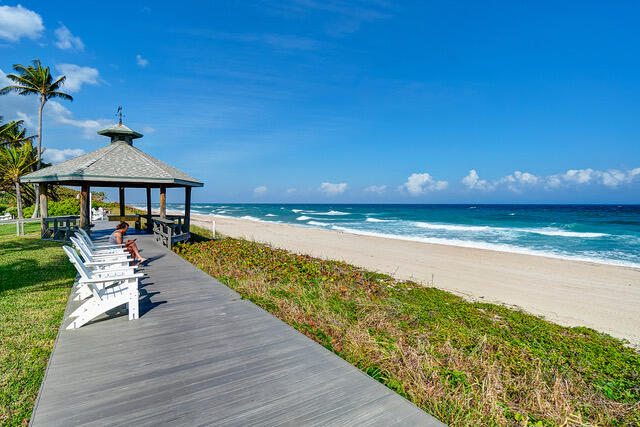 COLONIAL RIDGE CORP - Residential