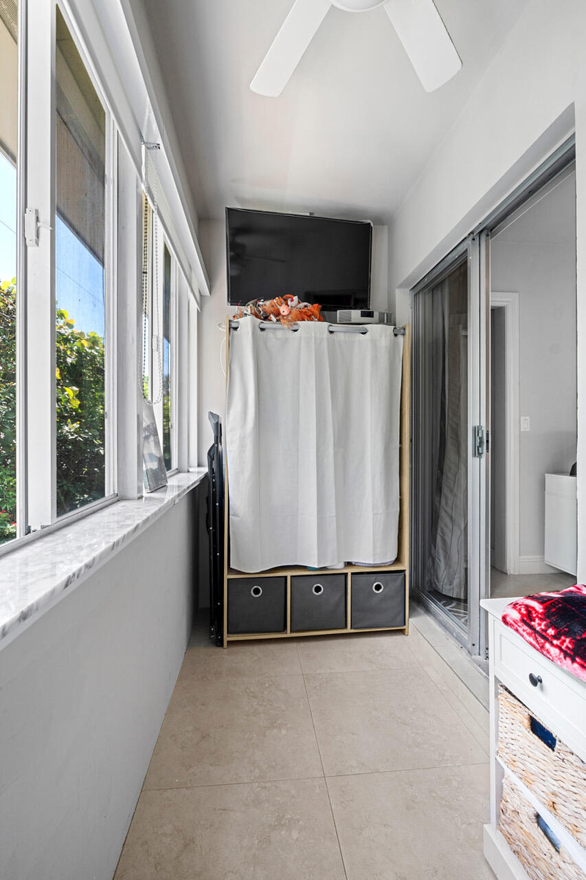 COLONIAL RIDGE CORP - Residential