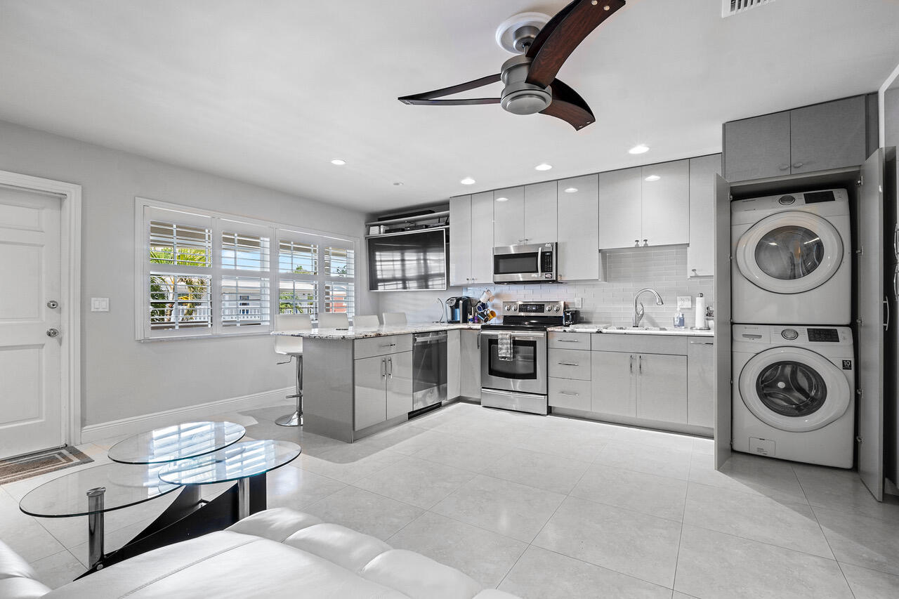 COLONIAL RIDGE CORP - Residential