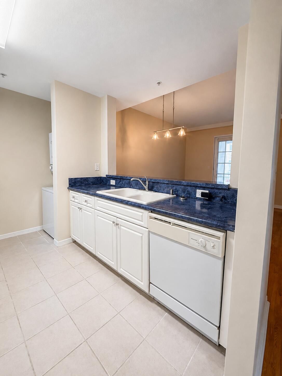 1200 Town Center Drive 206
