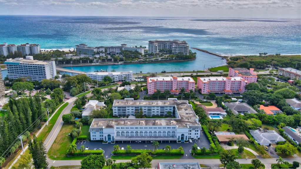 Photo of 800 E Camino Real Real #305, Boca Raton, FL 33432 (MLS # R11165497)