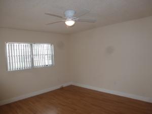 VILLAS OF SANDALFOOT - Residential