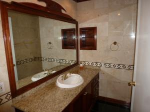 VILLAS OF SANDALFOOT - Residential