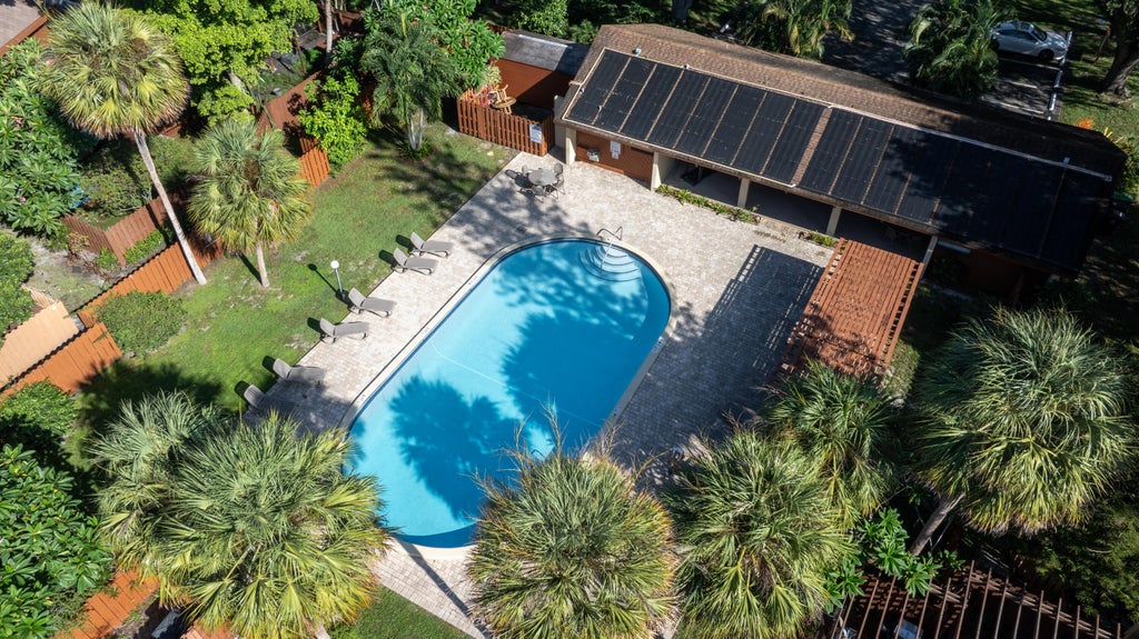 Photo of 6131 NW 34th Way, Fort Lauderdale, FL 33309 (MLS # B26080097)
