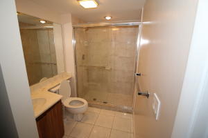 SHERWOOD LAKES - Residential