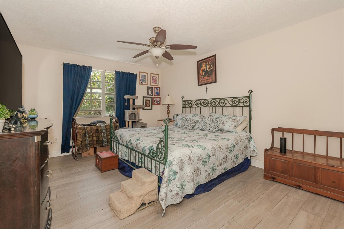 Deerwood Villa Sec 01 - Residential