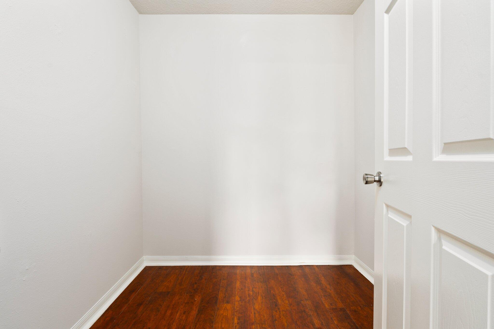 PORT ST LUCIE SECTION 11 - Residential Lease