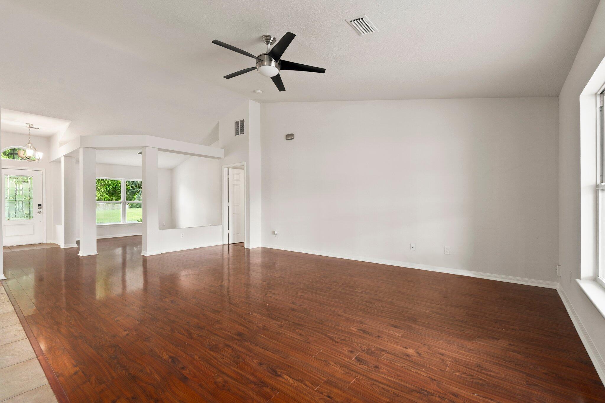 PORT ST LUCIE SECTION 11 - Residential Lease