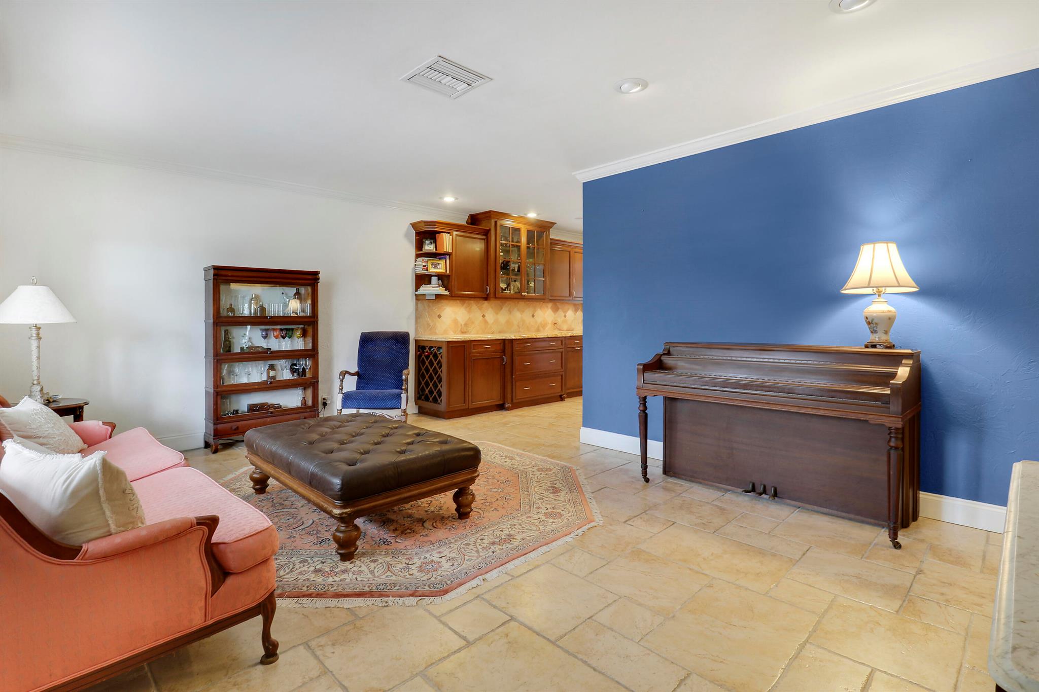 Village of North Palm Bea - Residential