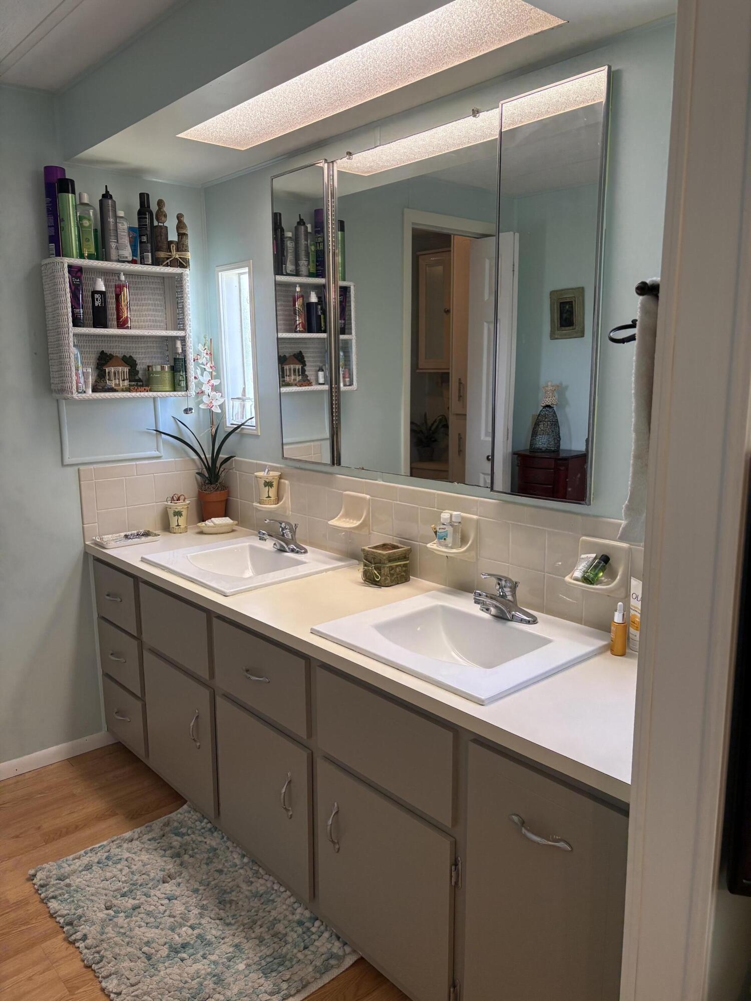 Pinelake Village - Residential