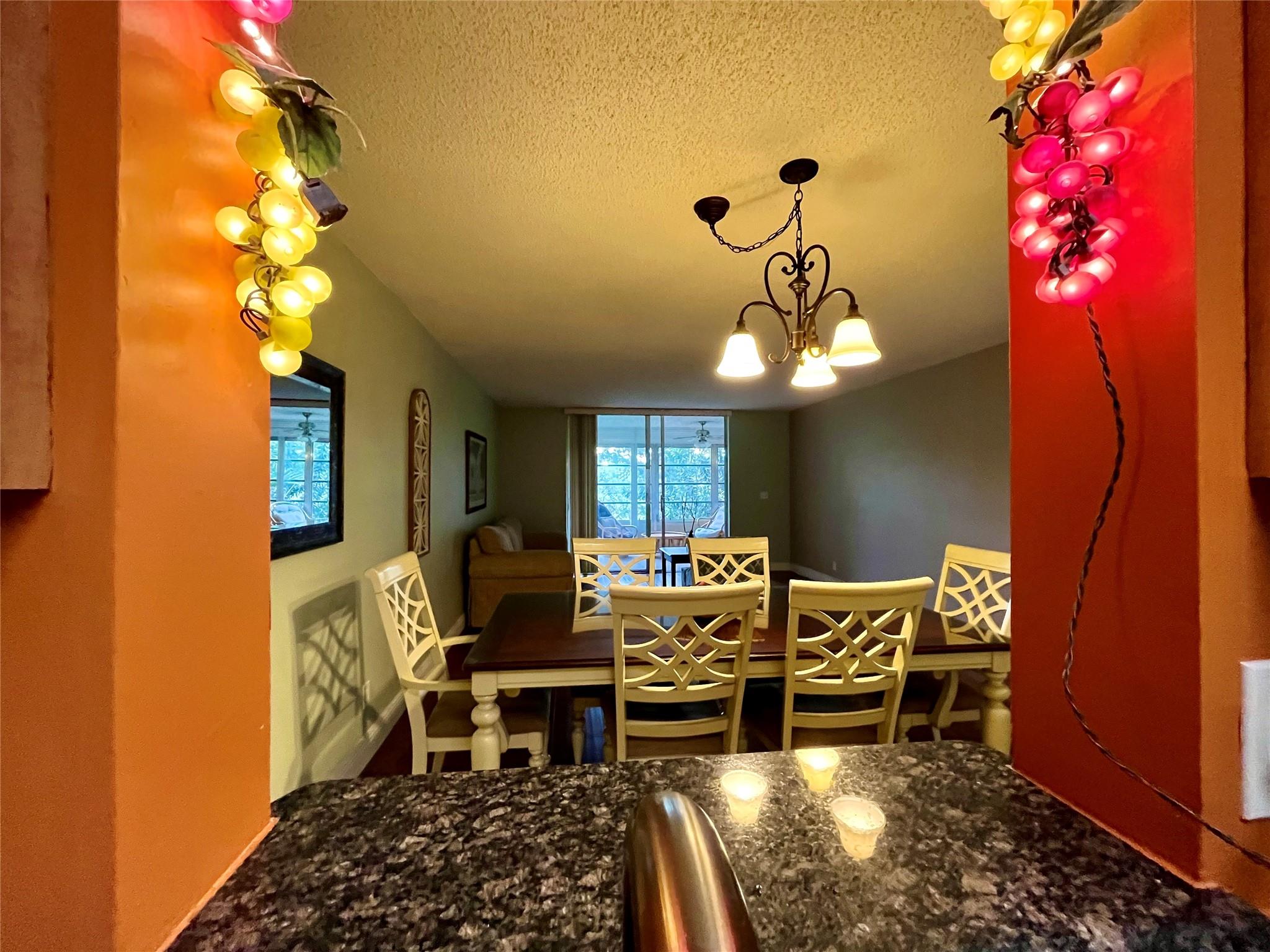 Palm Lakes Condo - Residential