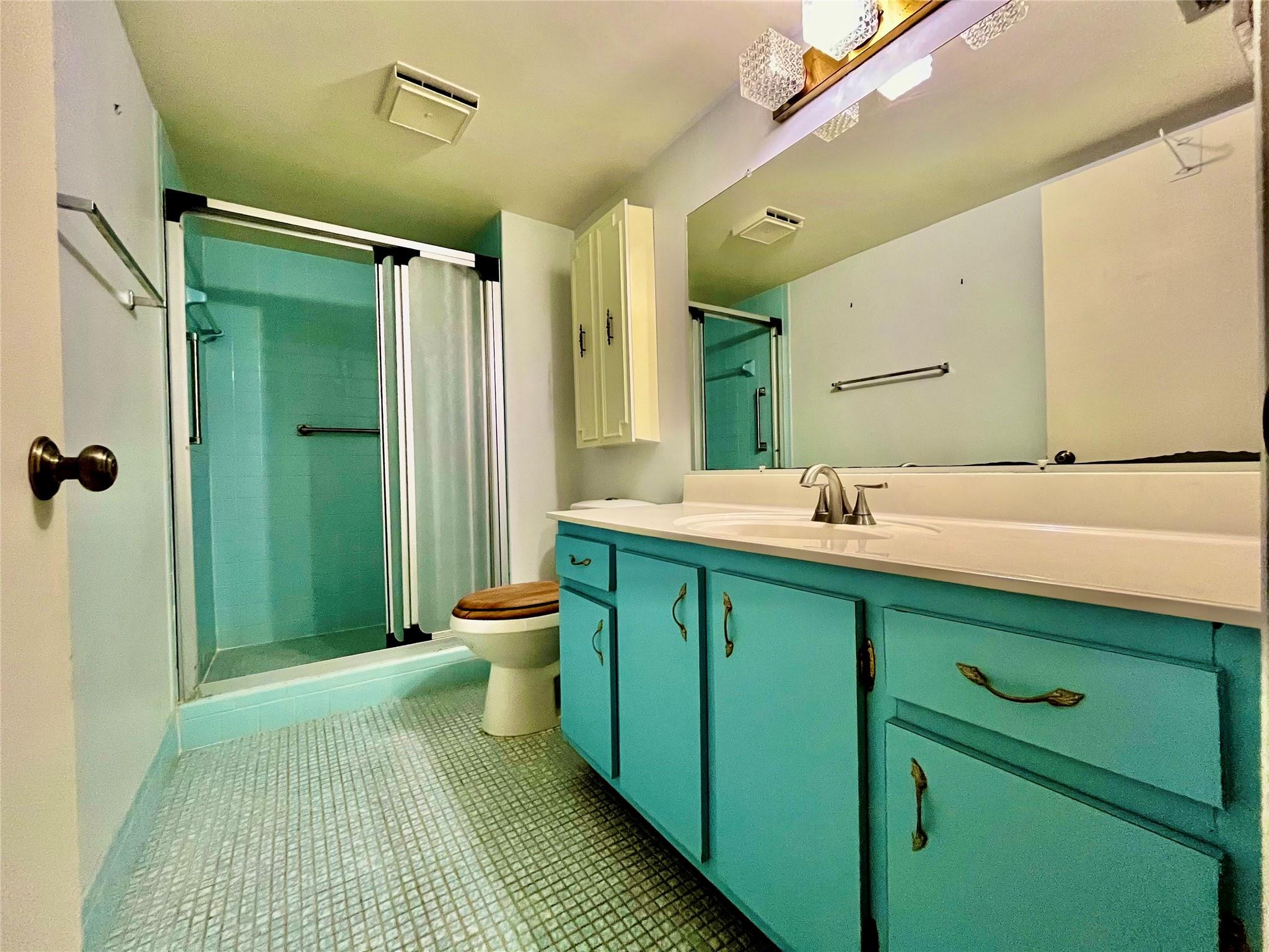Palm Lakes Condo - Residential