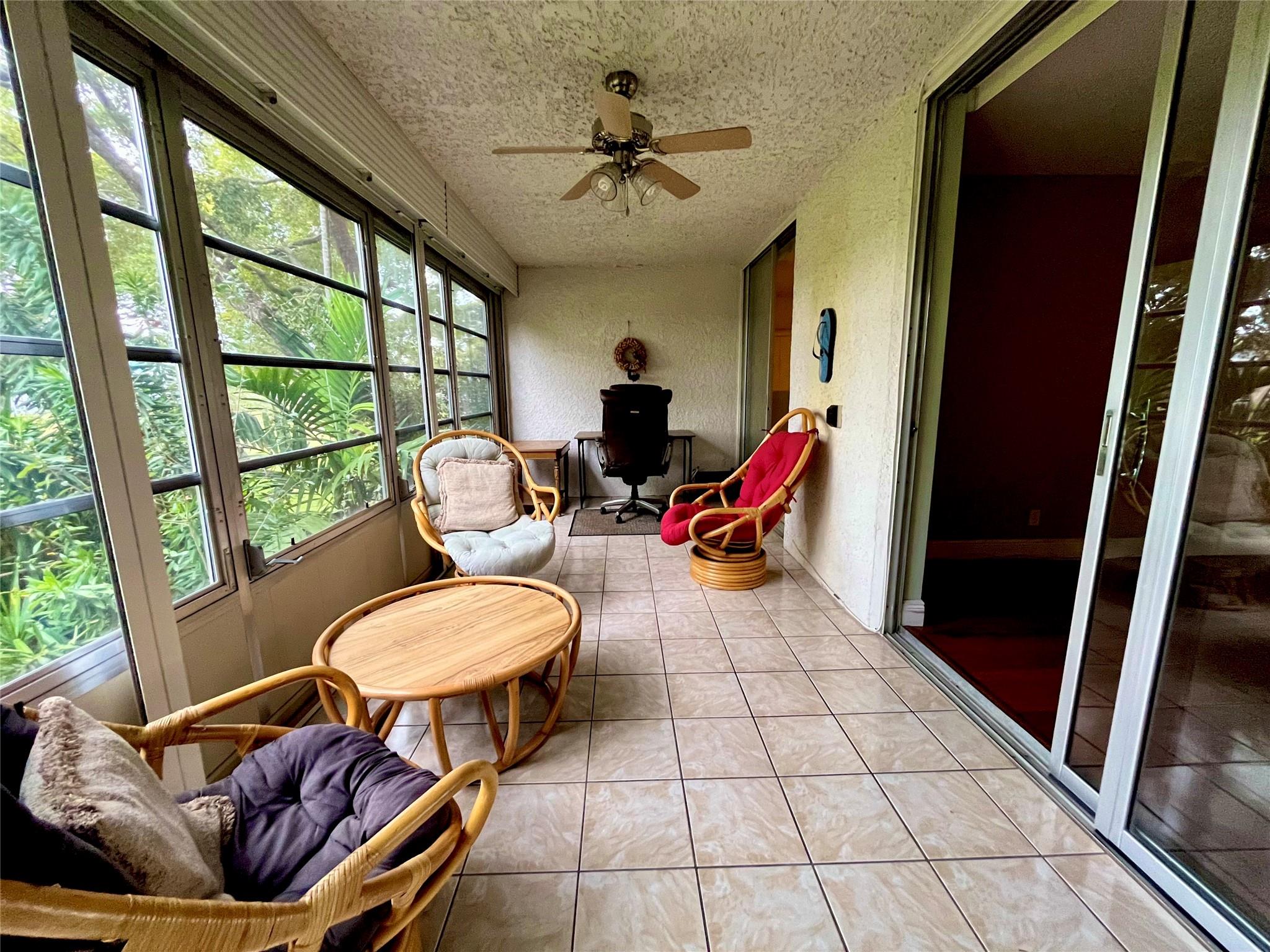 Palm Lakes Condo - Residential