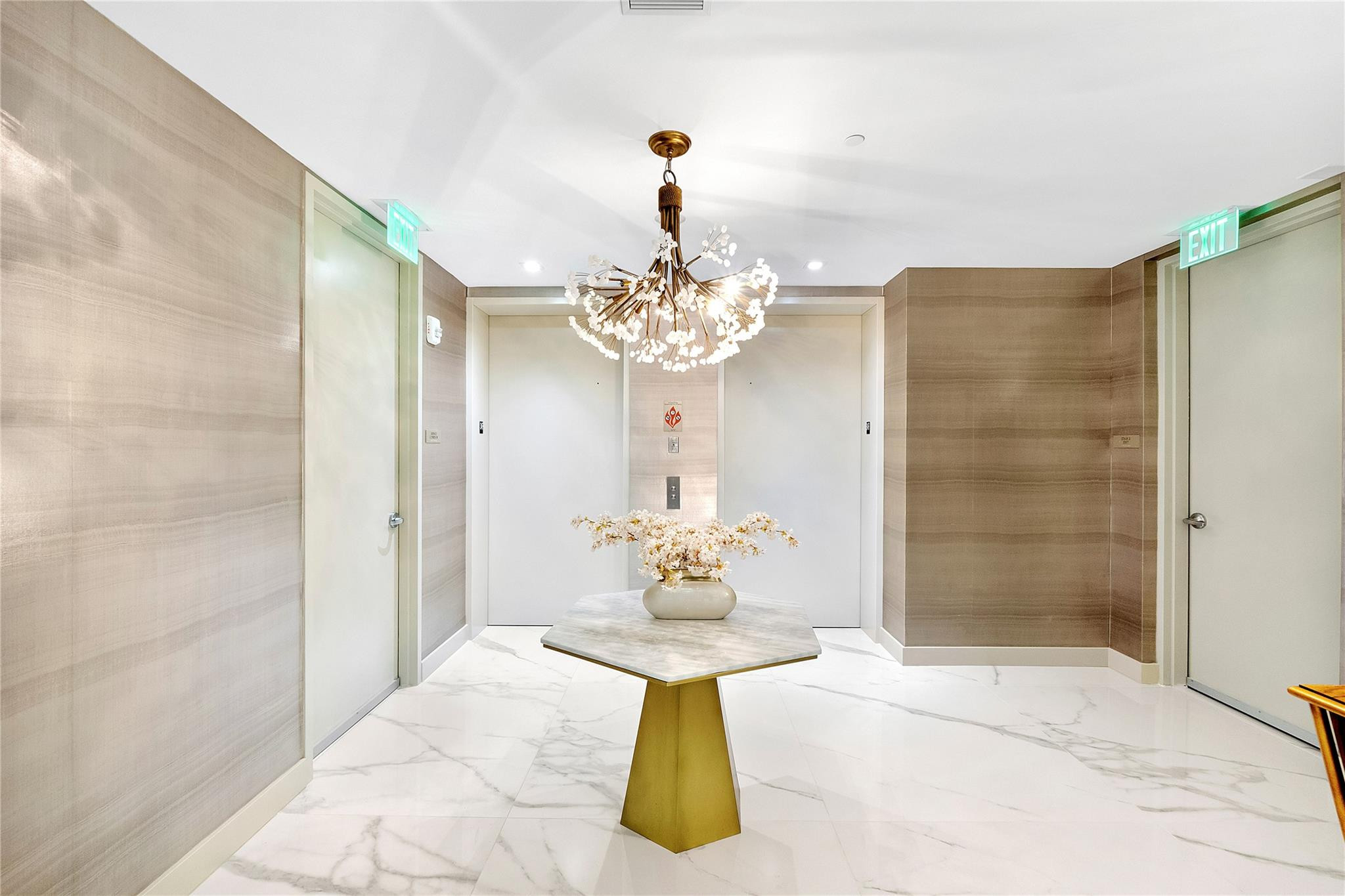 18975 Collins Avenue 3401