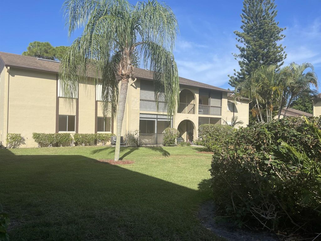 Photo of 305 Pine Ridge Circle #B-1, Greenacres, FL 33463 (MLS # R10910642)