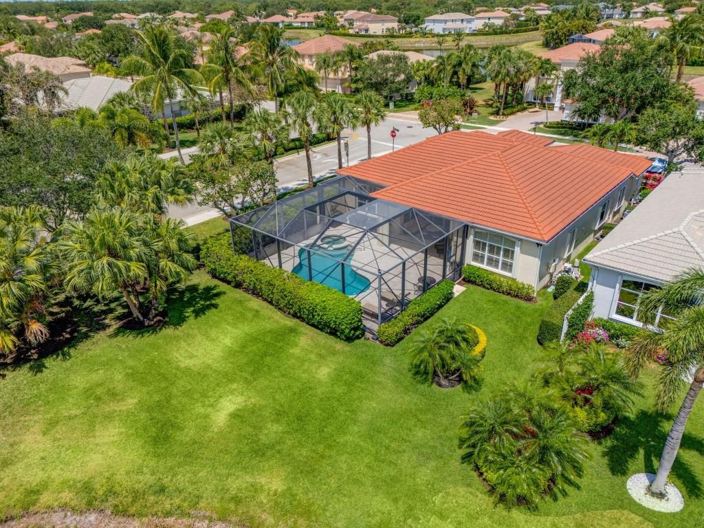 Photo of 101 Sedona Way, Palm Beach Gardens, FL 33418 (MLS # R11136272)